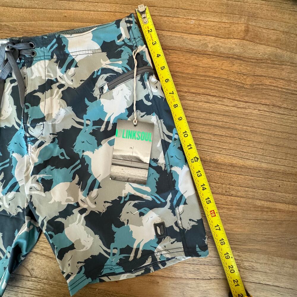 Linksoul Printed Stormer Boardshort - Size 31 - Picture 7 of 8